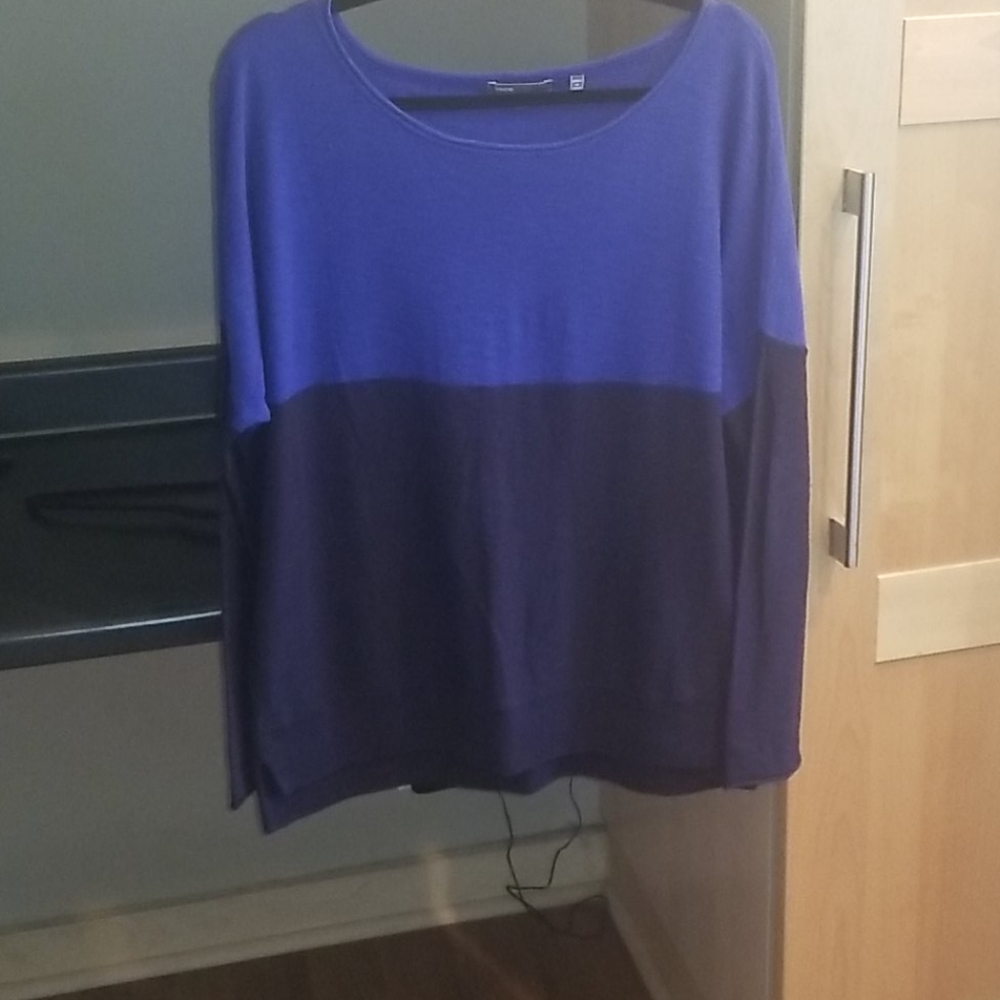 Vince long sleeve sweater